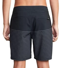 RVCA Men's Curren 18" Trunk Boardshort -Swimming Equipment 5668482187432 black 3a