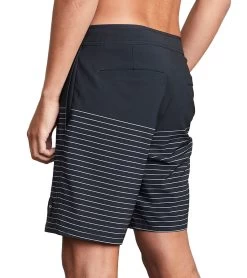 RVCA Men's Curren 18" Trunk Boardshort -Swimming Equipment 5668482187432 black 5a
