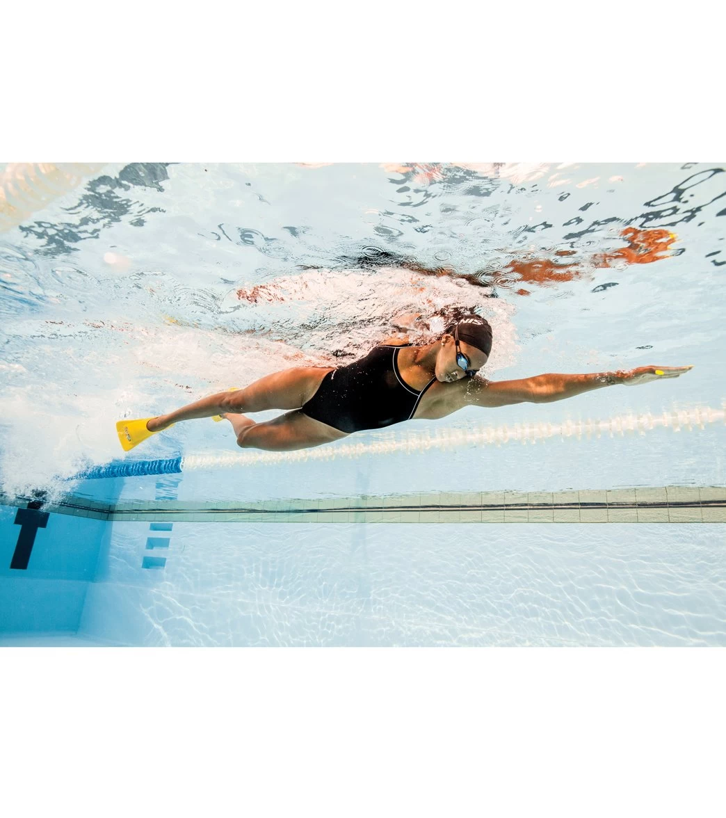 FINIS Zoomers Gold Swim Fins 4 FINIS Zoomers Gold Swim Fins - Image 4