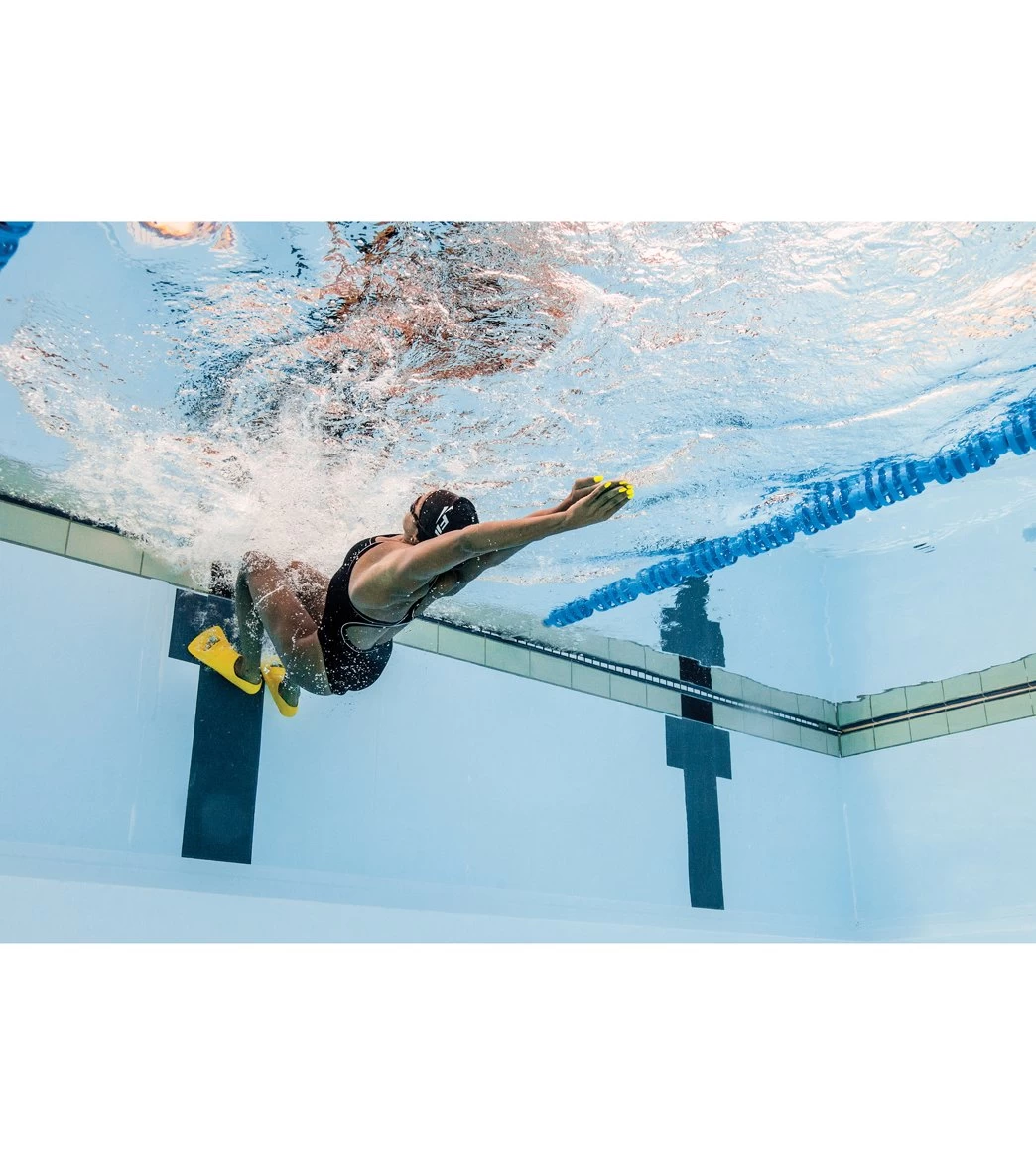 FINIS Zoomers Gold Swim Fins 5 FINIS Zoomers Gold Swim Fins - Image 5