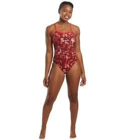 Nike Women's HydraStrong Fire Racerback One Piece Swimsuit 8 Nike Women's HydraStrong Fire Racerback One Piece Swimsuit -Swimming Equipment 5677669187752 universityred 4a