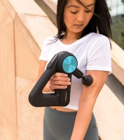 Theragun PRO™ -Swimming Equipment 7169181876392 blackblue 12a