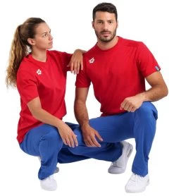 Arena Unisex Team Panel Short Sleeve Tee 16 Arena Unisex Team Panel Short Sleeve Tee -Swimming Equipment 7596255707304 red 6a