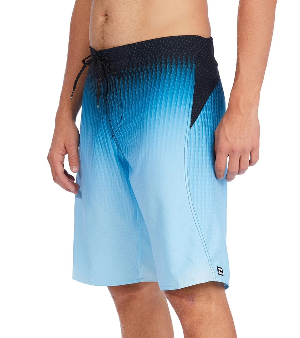 Billabong Men's Fluid Pro 21" Boardshort 2 Billabong Men's Fluid Pro 21" Boardshort - Image 2