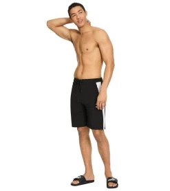 Puma Men's 9" Stretch T7 Board Shorts -Swimming Equipment 7621703139496 pumablack 3a